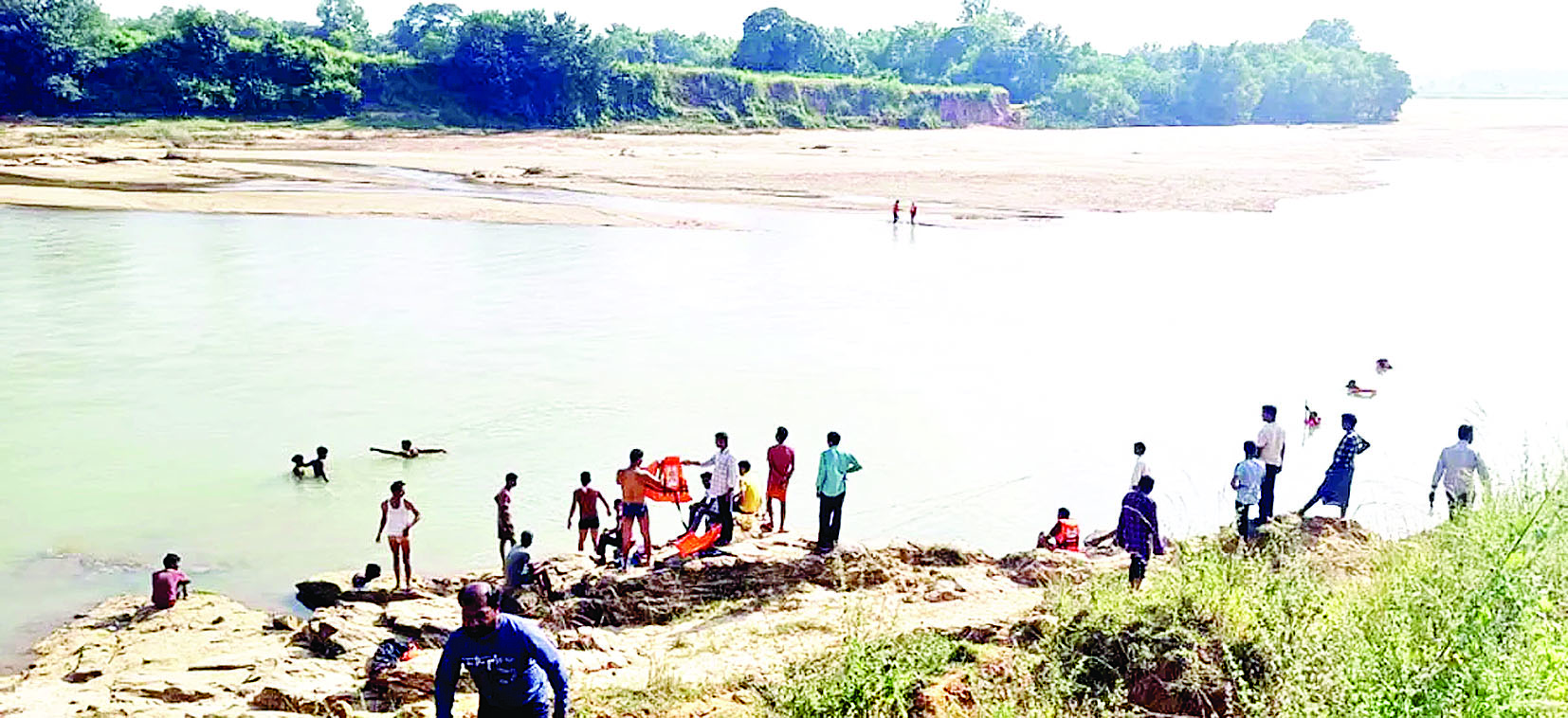 पितृ विसर्जन करने पहुंचे युवक की नदी में मौत