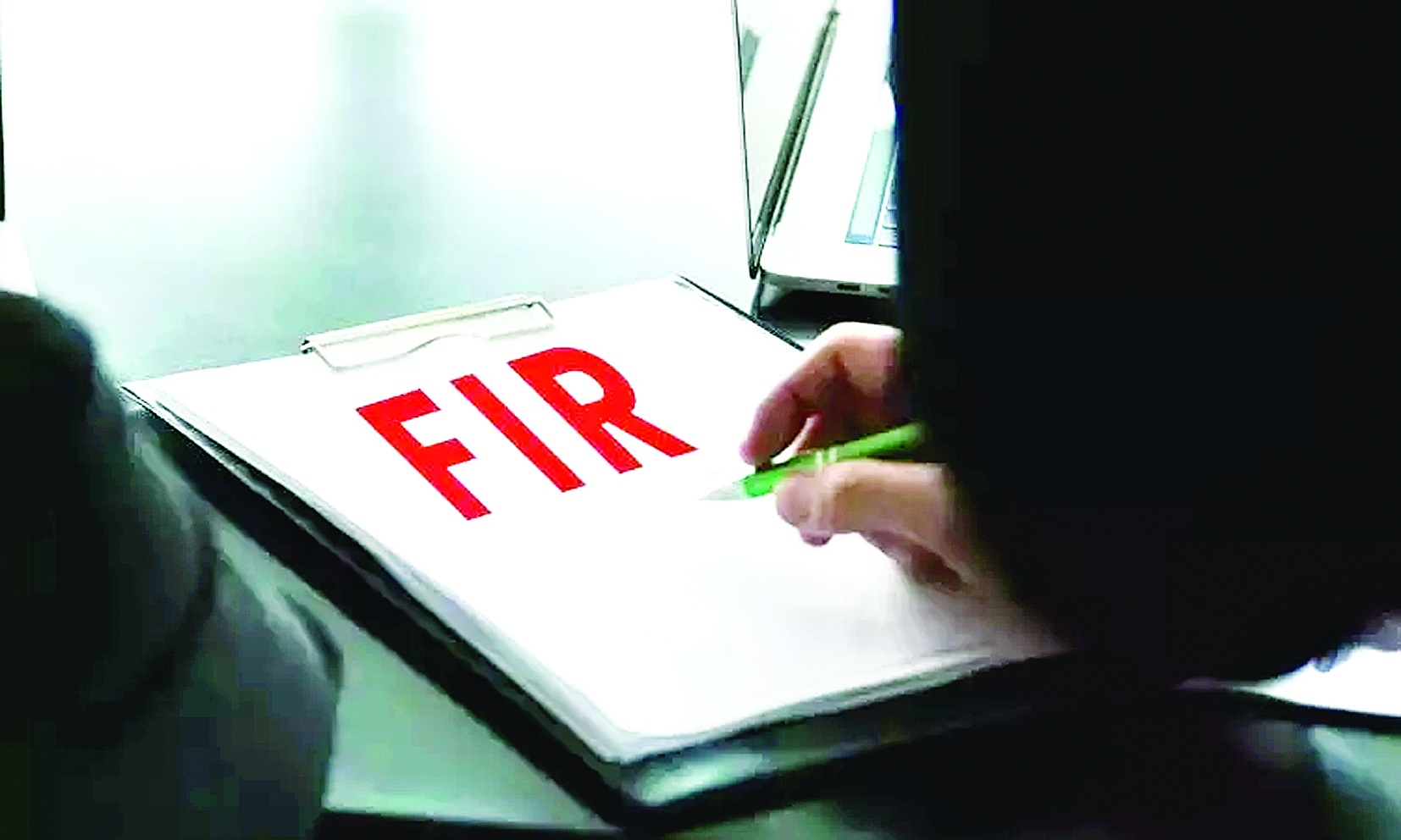 धान खरीदी में फर्जीवाडा, विधायक पति समेत 7 लोगों के खिलाफ FIR दर्ज 