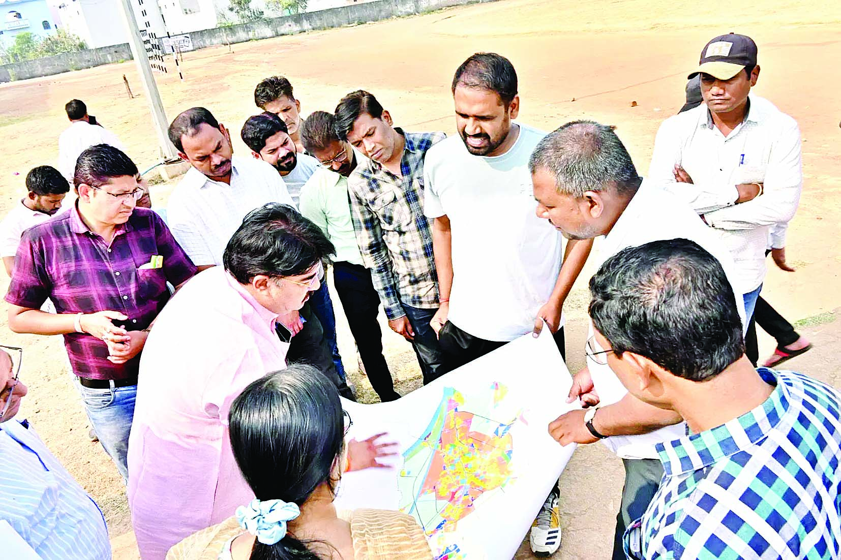 मुख्यमार्ग सड़क चौड़ीकरण का जायजा, अतिक्रमण हटाने के दिये निर्देश 