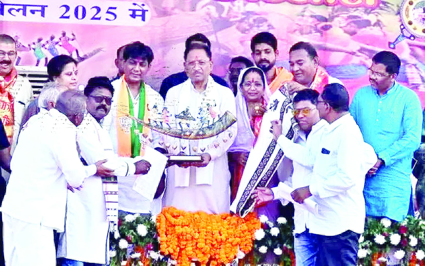 शिक्षा को अपनाए और नशे से दूर रहें: CM साय