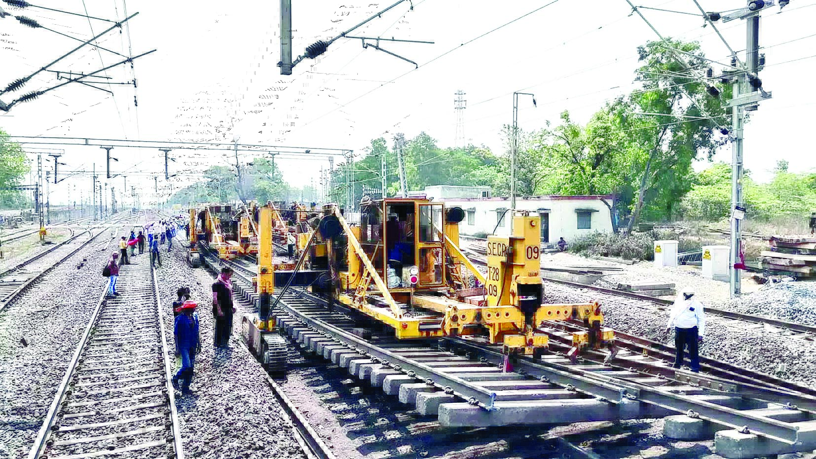बिलासपुर- झारसुगुड़ा चौथी लाइन परियोजना के अंतर्गत कोतरलिया स्टेशन पर किया जा रहा यार्ड मॉडिफिकेशन कार्य 