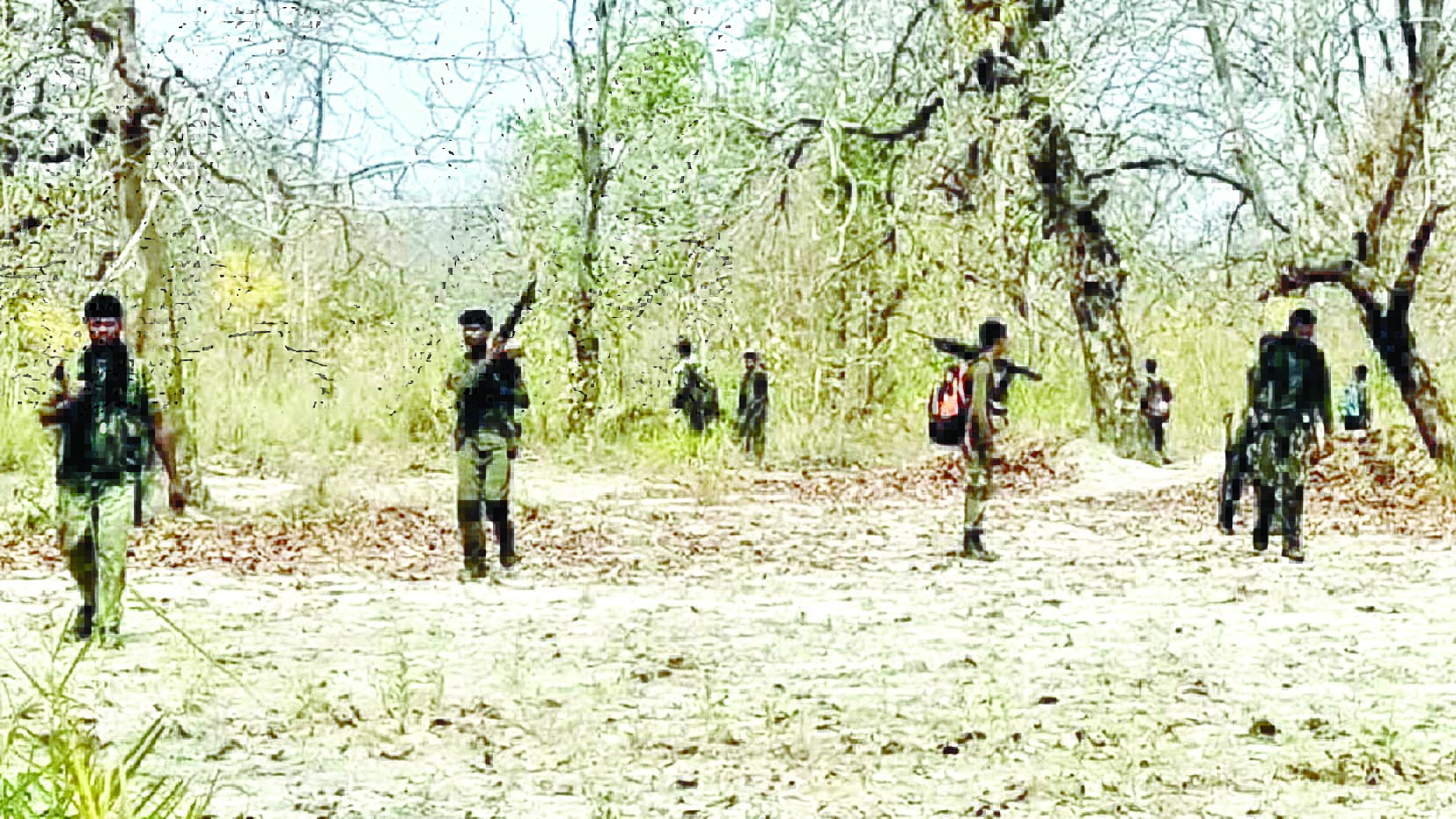 5000 जवानों ने कर्रेगुट्टा पहाड़ियों को घेरा, तीन महिला नक्सली ढेर