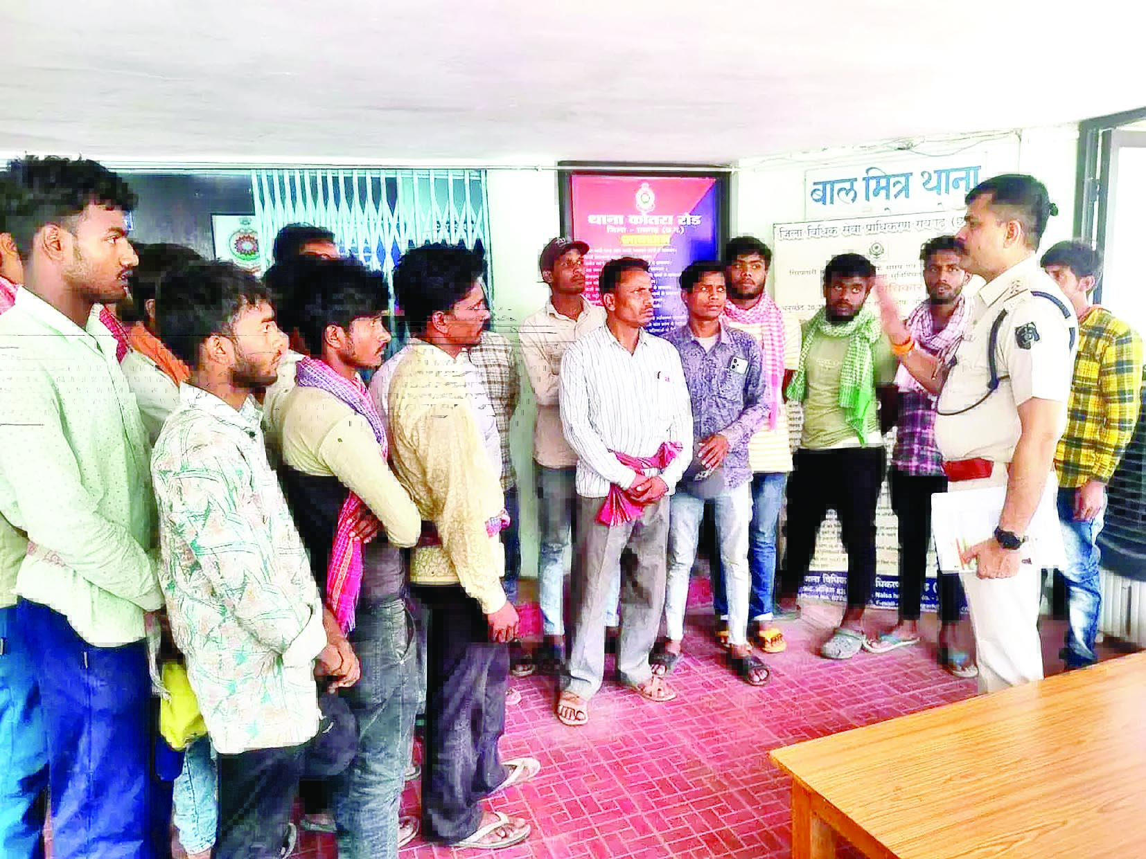 रायगढ़ पुलिस की बाहरी व्यक्तियों पर पैनी नजर, बिना सूचना रह रहे 41 लोगों पर की गई कार्रवाई 