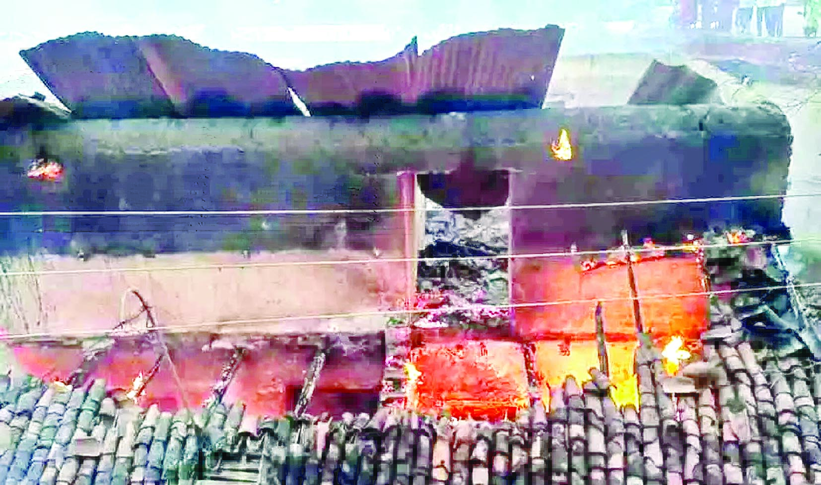 किसान के घर में लगी भीषण आग