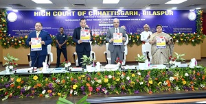 बालिका की सुरक्षा, सम्मान और सशक्तिकरण नैतिक और संवैधानिक कर्तव्य: मुख्य न्यायाधीश