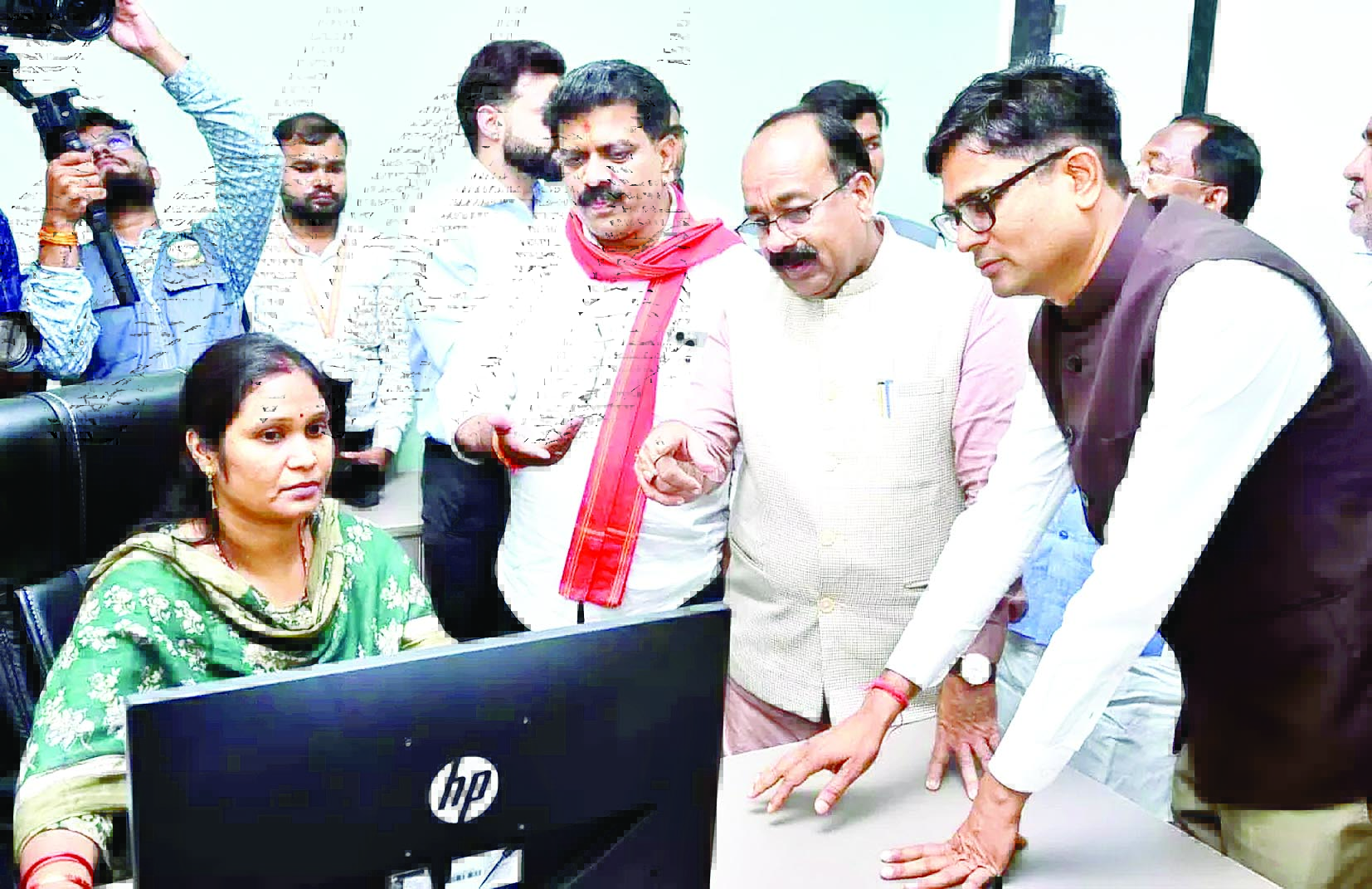 मुख्यमंत्री विष्णु देव साय के नेतृत्व नवा  में रायपुर के अटल नगर में अत्याधुनिक स्मार्ट पंजीयन कार्यालय का उद्घाटन 