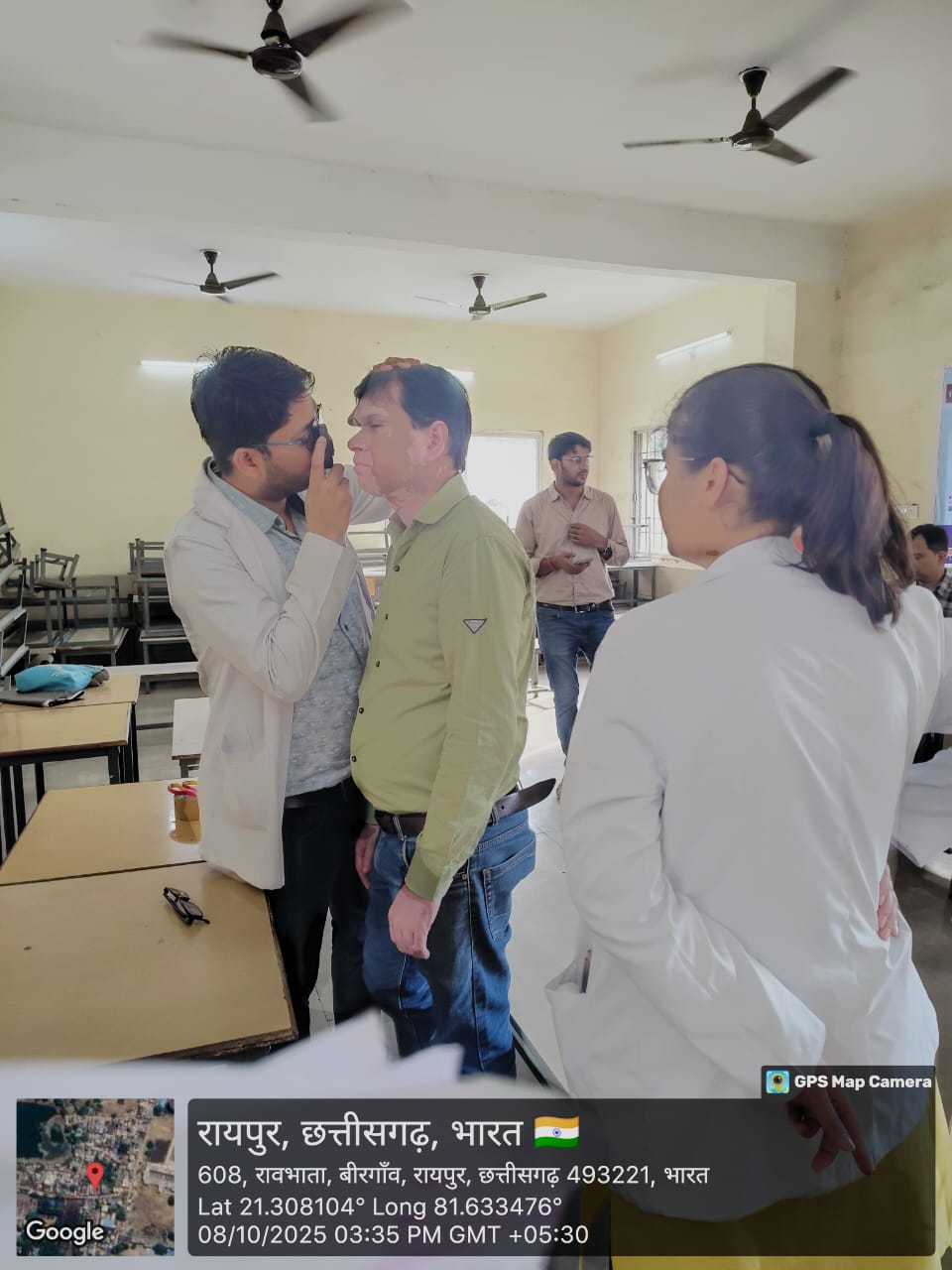 विश्व दृष्टि दिवस के अवसर पर शाहिद नंद कुमार पटेल विश्वविद्यालय द्वारा नेत्र प्रशिक्षण एवं जांच शिविर का आयोजन