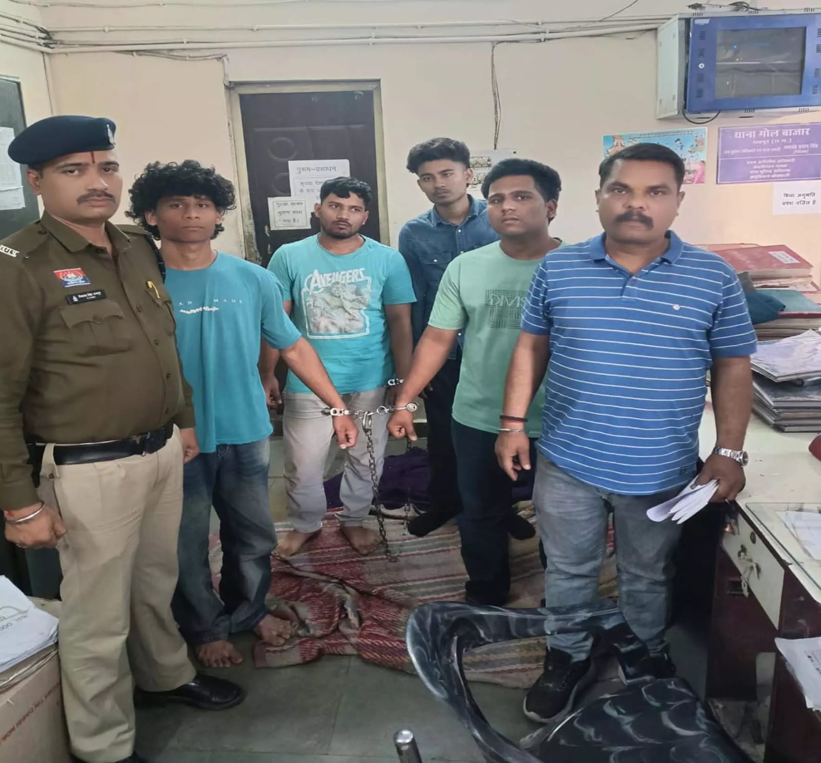 सिगरेट पीने से मना करने पर युवक पर किया जानलेवा हमला, 4 हमलावर गिरफ्तार...