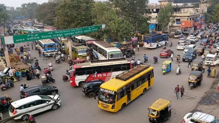 रायपुर में अब नहीं फसेगा ट्रैफिक! निगम का बड़ा फैसला, इन 18 सड़कों से हटेगा अतिक्रमण..