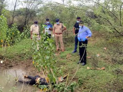 गर्लफ्रेंड को मारी रॉड, तड़पता हुआ छोडक़र भागा 