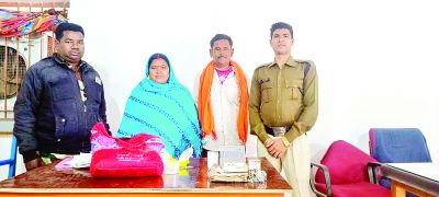 त्वरित कार्यवाही, पुलिस ने महिला को दिलाया उसका खोया सामान और पैसा