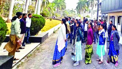 120 कर्मचारियों के वेतन काटने के निर्देश