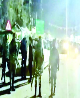 नक्सलियों पर बड़ा प्रहार, 27 शव लेकर जिला मुख्यालय पहुंचे जवान 