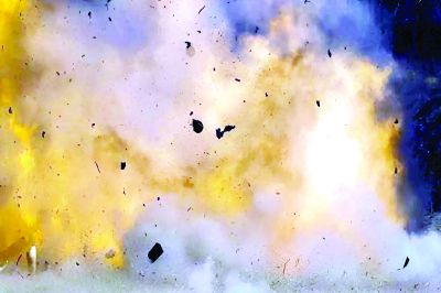 IED ब्लास्ट में CRPF जवान की हालत नाजुक 