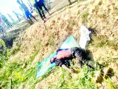 पिकअप और बाइक की भिड़ंत, पिता-बेटे की मौत 