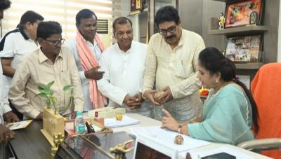रविशंकर शुक्ल विश्वविद्यालयीन पेंशनर्स कल्याण समिति का प्रतिनिधि मंडल महापौर मीनल चौबे का किया स्वागत- प्रदीप मिश्र