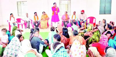 राजनांदगांव पार्षद ने वार्डवासियों की सुनी समस्याएं 