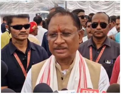 गांधी परिवार को अब यह मान लेना चाहिए कि कानून से उपर कोई नहीं 