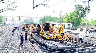 बिलासपुर- झारसुगुड़ा चौथी लाइन परियोजना के अंतर्गत कोतरलिया स्टेशन पर किया जा रहा यार्ड मॉडिफिकेशन कार्य 