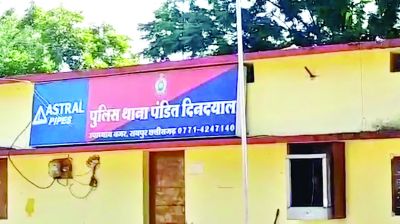 होटल कारोबारी की इतनी हिम्मत, देवी-देवता का किया अपमान 