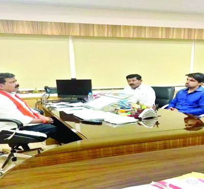 पाकिस्तान से आए सिंधी नागरिकों ने उपमुख्यमंत्री विजय शर्मा से की मुलाकात 