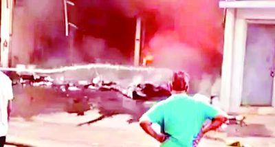 ड्रायफ्रूट दुकान में लगी आग, बार का शेड भी जलकर खाक 
