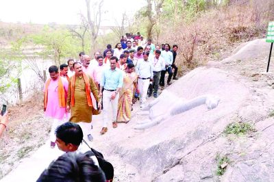 जुरासिक रॉक गार्डन का उद्घाटन