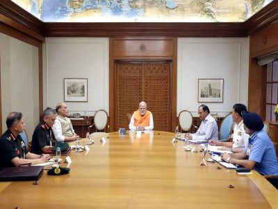 पीएम मोदी ने आर्मी को दिया बड़ा आदेश, बोले- हम खुली छूट देते हैं... देखें वीडियो