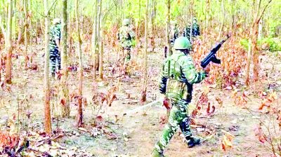 गरियाबंद में सुरक्षाबलों के साथ एनकाउंटर में 8 लाख का इनामी नक्सली ढेर, भारी मात्रा में विस्फोटक भी बरामद 