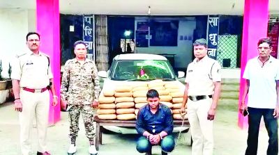 तीन कार में गांजा लेकर निकले तस्कर पकड़ाए, दो अंतर्राज्यीय गिरोह का पर्दाफाश 