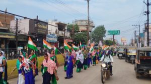 हर घर तिरंगा रैली: बीरगांव में स्वच्छता और देशभक्ति का सुंदर संगम