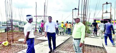 आयुक्त नगर निगम ने शहर में चल रहे निर्माण कार्यों का किया निरीक्षण 