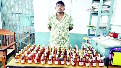 भारी मात्रा में शराब के साथ युवक हुआ गिरफ्तार 