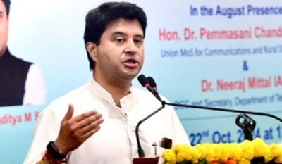 भारत में महिला पायलटों की संख्या बढ़ रही है: सिंधिया