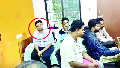 एनटीपीसी के उप महाप्रबंधक विजय दुबे 4.5 लाख की रिश्वत लेते रंगे हाथ गिरफ्तार