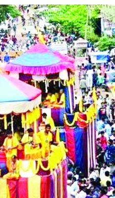 बस्तर दशहरा पर्व, फूल रथ की हुई तीसरी परिक्रमा