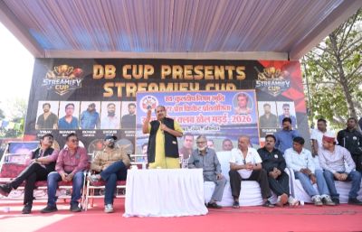 सुभाष स्टेडियम में पत्रकारों की खेल मड़ई, पुरंदर मिश्रा ने बढ़ाया खिलाड़ियों का उत्साह...