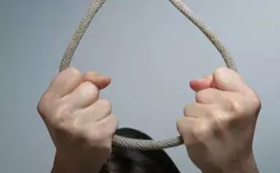  नीट की तैयारी कर रहे छात्र ने की आत्महत्या...