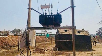 लाल आतंक का अंत, गोगुंडा में पहली बार पहुचीं बिजली, बल्ब की रोशनी से जगमगाया गांव...