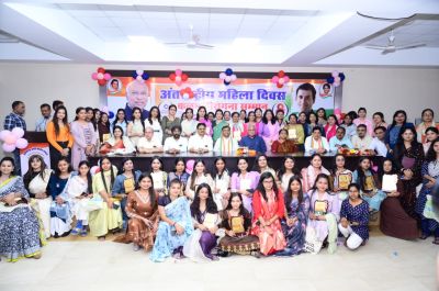 कांग्रेस ने किया महिला पत्रकारों का &lsquo;&lsquo;कलम वीरांगना सम्मान&rsquo;&rsquo;