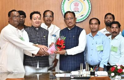 फुले-नकुल-अम्बेडकर जयंती मेला महोत्सव के लिए मुख्यमंत्री को मिला आमंत्रण...