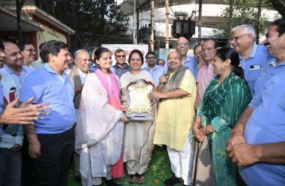 रायपुर के ऑक्सीजोन गार्डन में विधायक पुरंदर मिश्रा ने किया निरीक्षण, यूपीएससी में 35वीं रैंक लाने वाली वैभवी अग्रवाल को किया सम्मानित...