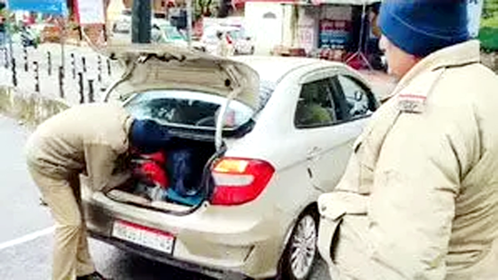 ऋषिकेश में नये साल पर सुरक्षा को लेकर पुलिस का सख्त एक्शन, छह चालक गिरफ्तार 