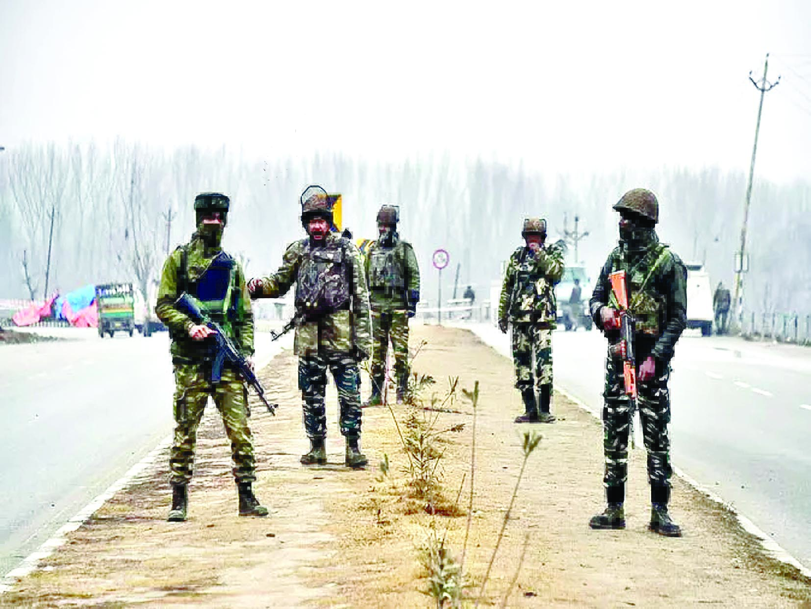 सेना प्रमुख और कमांडर्स की अहम बैठक, आतंकवाद पर चोट की तैयारी 