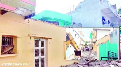 सो रहे शख्स पर गिरा छज्जा, रहवासियों ने मलबा हटाकर पहुंचाया अस्पताल