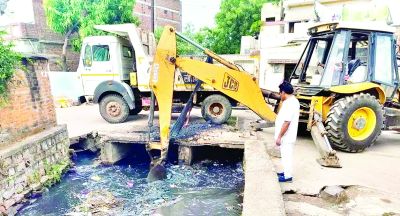 भिलाई में बारिश से जलभराव, निगम ने युद्धस्तर पर शुरू की निकासी कार्रवाई 