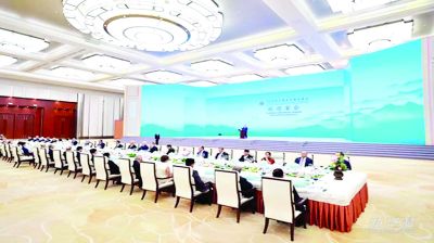 जिनपिंग और लीयुआन ने अंतरराष्ट्रीय मेहमानों के लिए स्वागत भोज का किया आयोजन 