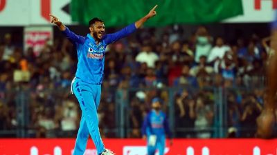 श्रीलंका से एशिया कप फाइनल से पहले भारत को झटका! स्टार ऑलराउंडर चोटिल, सुंदर बन सकते हैं रिप्लेसमेंट