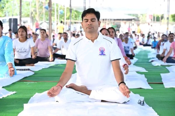योग हमारी सांस्कृतिक विरासत और स्वस्थ जीवन का आधार है : वित्त मंत्री ओ.पी. चौधरी