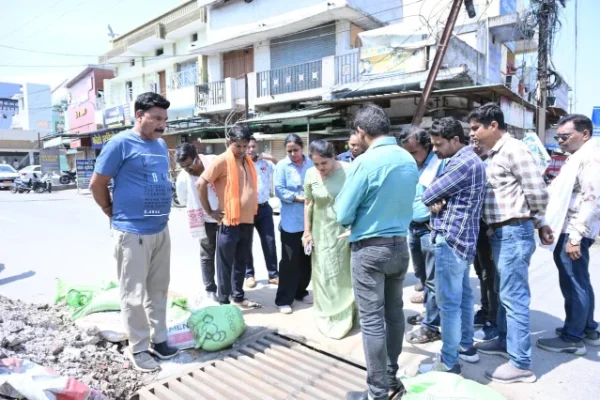 महापौर मीनल चौबे ने जलभराव की समस्या दूर करने निरीक्षण कर दिए नई पुलिया शीघ्र बनाने के दिए निर्देश…